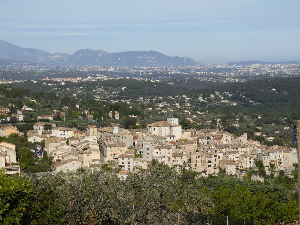 La Tourrette Bed and Breakfast Tourrettes-sur-Loup Εξωτερικό φωτογραφία